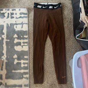 Nike Women’s high waisted leggings